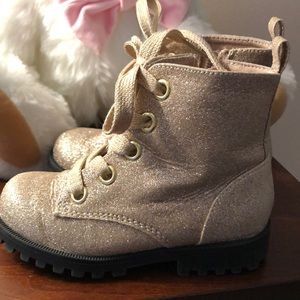 Girls gold boots
